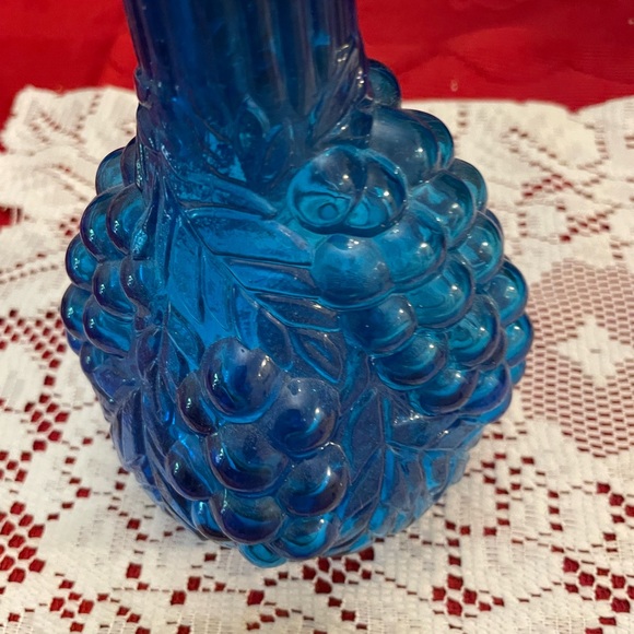 Vintage MCM Blue Cobalt Cluster Liquor Bottle with Stopper - Picture 4 of 6